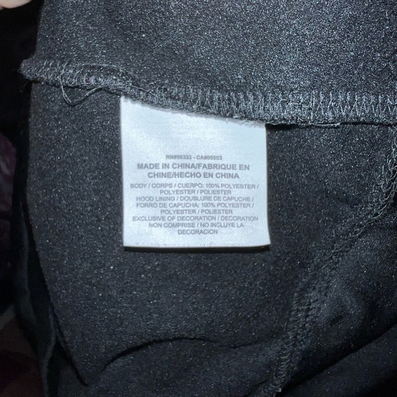 Size M Bundle - Picture 6 of 6